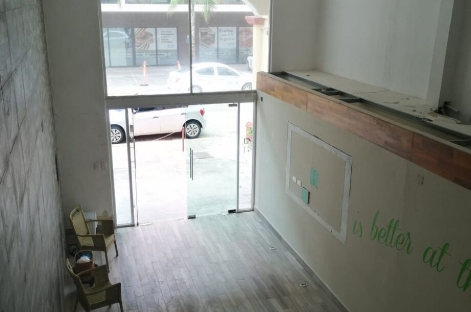 Local en Renta tipo Loft Doble Altura | Condominio Flamingos-5
