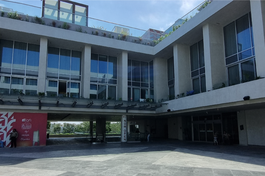 Local 5 | 10/34 Midtown Shops-6